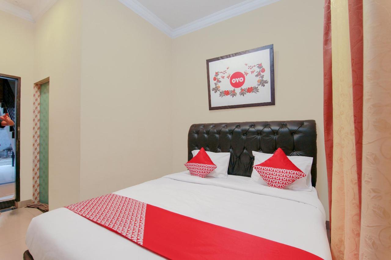 Oyo 799 Hotel Dieng Berastagi Zewnętrze zdjęcie